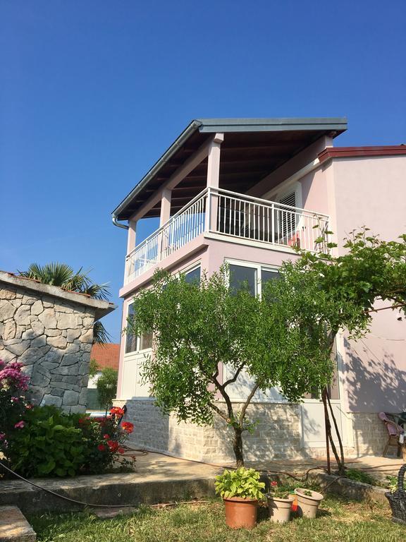 Krkahaus Hotel Лозовац Екстериор снимка