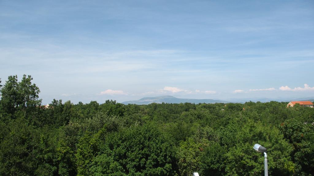 Krkahaus Hotel Лозовац Екстериор снимка