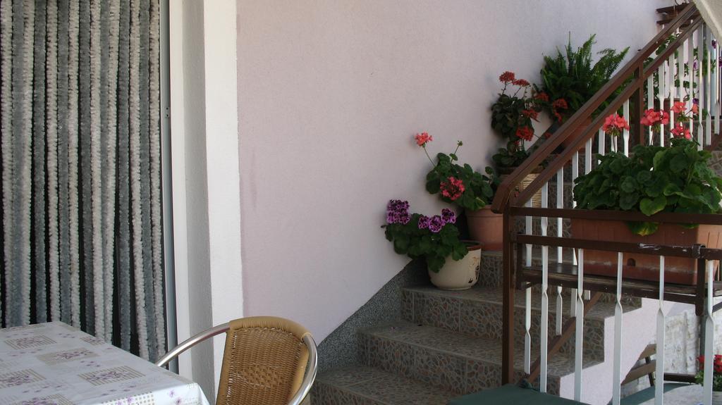 Krkahaus Hotel Лозовац Екстериор снимка