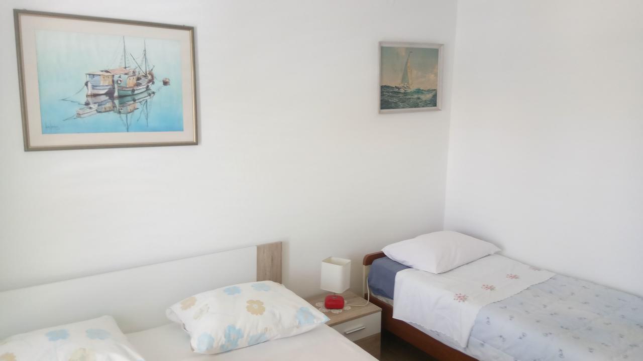 Krkahaus Hotel Лозовац Екстериор снимка